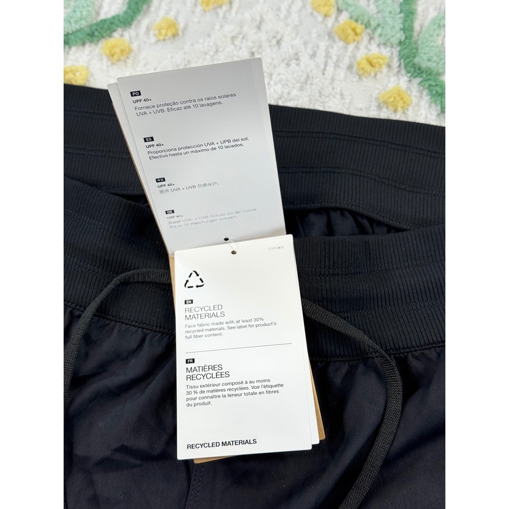 The North Face Womens 2X Regular‎ Black FlashDry Capri Pants Drawstring Waist - Picture 8 of 9